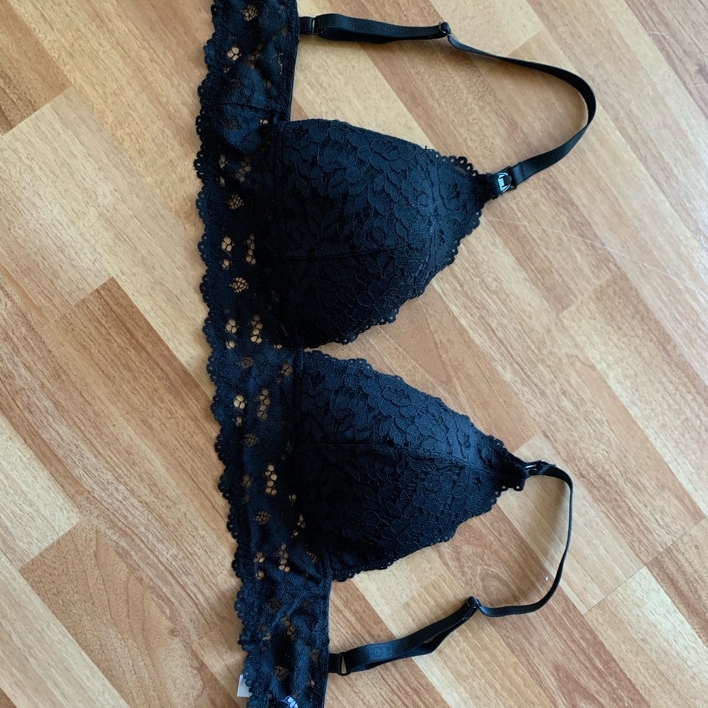 Black lace maternity/nursing bra NEVER WORN!